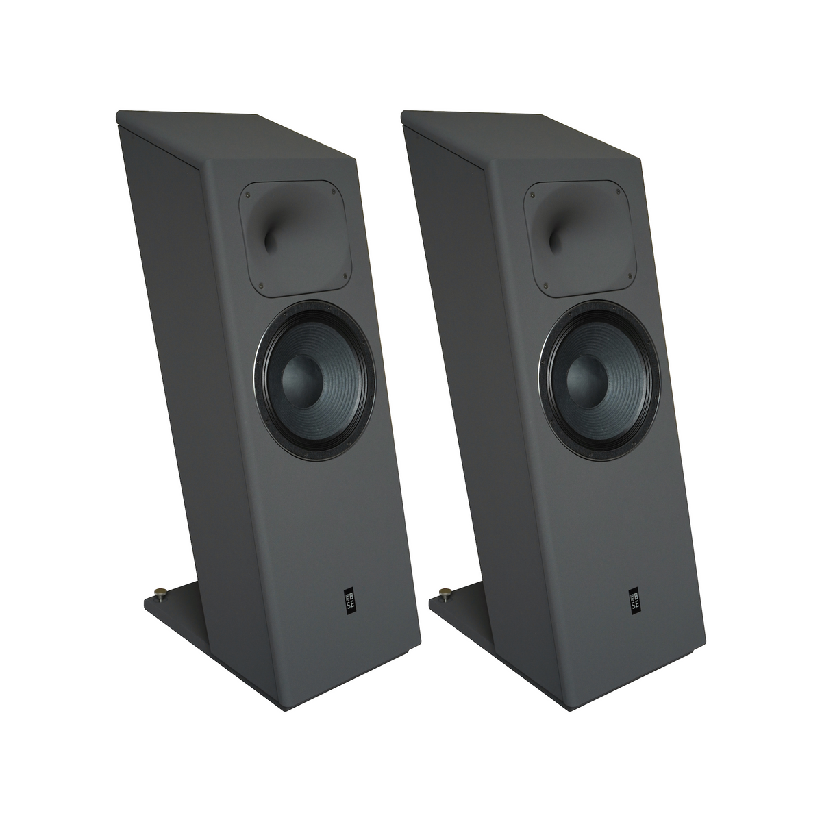 A stereo pair of STRAUSS ELEKTROAKUSTIK SE MF-4S Large-Format Floorstanding Passive Monitoring Systems, showcasing the 12-inch LIT woofer and horn-loaded compression driver architecture in Nextel Anthracite.